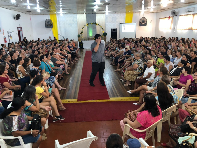 Mais de 500 mulheres participam do evento alusivo ao Dia da Mulher